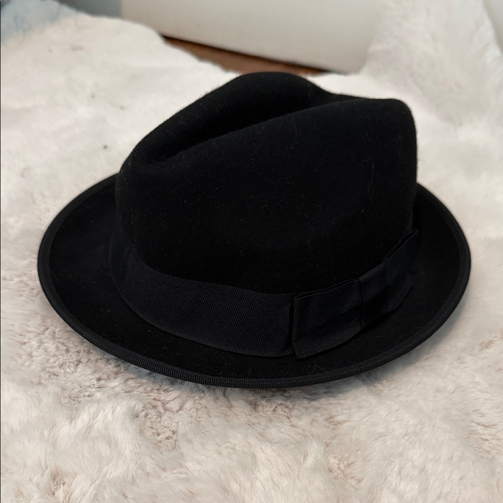 Forever 21 Black Fedora Hat